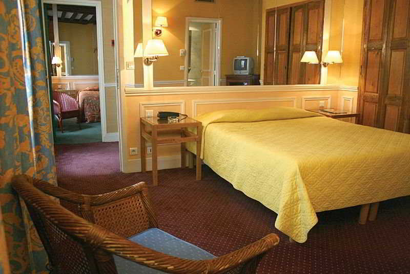 อมาสต็อง ปารีส Hotel ห้อง รูปภาพ